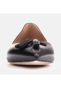 Marco Shoes Baleriny skórzane z ozdobnymi frędzlami czarne. Kolor: czarny. Materiał: skóra #2