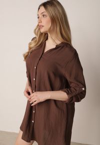 Born2be - Brązowa Sukienka Oversize z Bawełny o Prostym Kroju Koszulowym Elanistra. Okazja: na co dzień. Kolor: brązowy. Materiał: bawełna. Typ sukienki: koszulowe, proste, oversize. Styl: elegancki, casual #8
