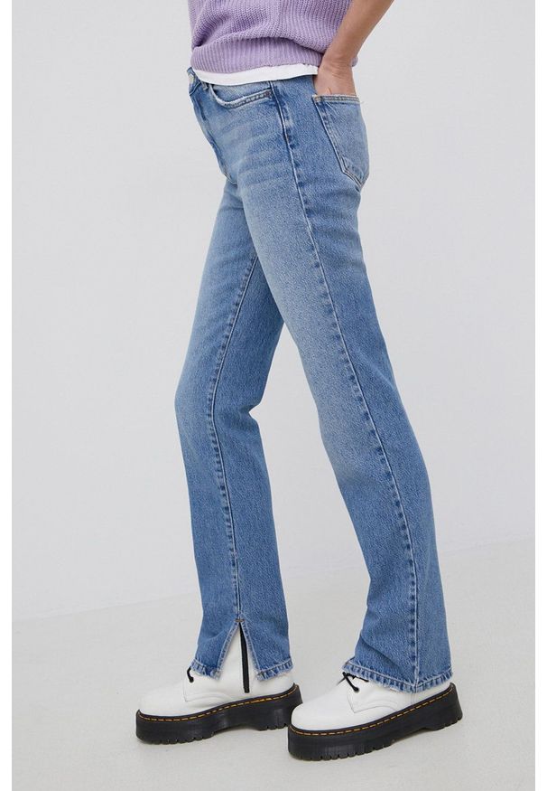 Vero Moda jeansy damskie high waist. Stan: podwyższony. Kolor: niebieski