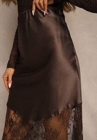 Renee - Brązowa Koktajlowa Spódnica z Satyny z Koronką Avelori. Kolor: brązowy. Materiał: satyna, koronka. Wzór: koronka. Styl: wizytowy #3