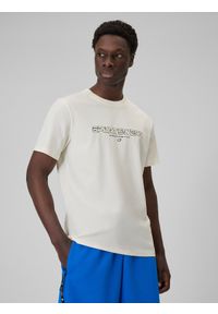 4f - 4F T-shirt regular z nadrukiem męski - beżowy 3XL. Okazja: na co dzień. Kolor: beżowy. Materiał: dzianina, bawełna, materiał. Wzór: nadruk. Styl: casual #1