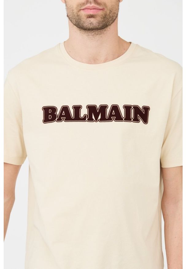 BALMAIN Beżowy męski t-shirt Retro Balmain Flock, Rozmiar 3XL. Kolor: beżowy. Styl: retro