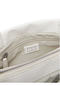 Tommy Jeans Torebka Tjw American Cool Med Tote AW0AW17297 Biały. Kolor: biały. Materiał: skórzane