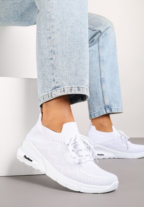 Born2be - Białe Buty Sportowe Amathousa. Okazja: na co dzień. Kolor: biały. Materiał: jeans