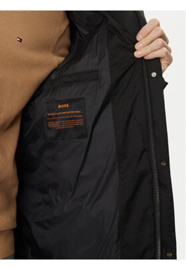 BOSS Kurtka zimowa Olomis1 50523035 Czarny Relaxed Fit. Kolor: czarny. Materiał: syntetyk. Sezon: zima