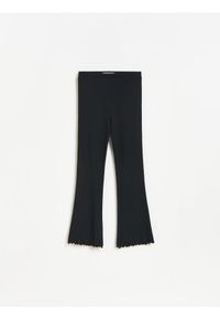 Reserved - Legginsy flare - czarny. Kolor: czarny. Materiał: bawełna, dzianina