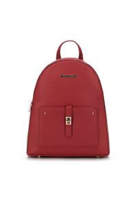 Wittchen - Damski plecak z kieszenią z przodu czerwony. Kolor: czerwony. Materiał: skóra ekologiczna. Wzór: aplikacja, paski. Styl: elegancki