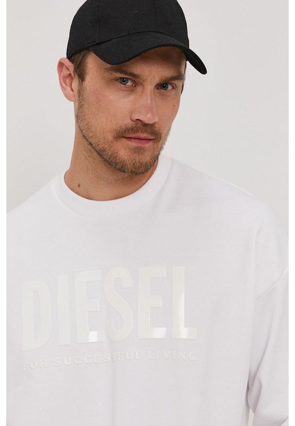 Diesel Bluza bawełniana męska kolor biały z aplikacją. Okazja: na co dzień. Kolor: biały. Materiał: bawełna. Wzór: aplikacja. Styl: casual