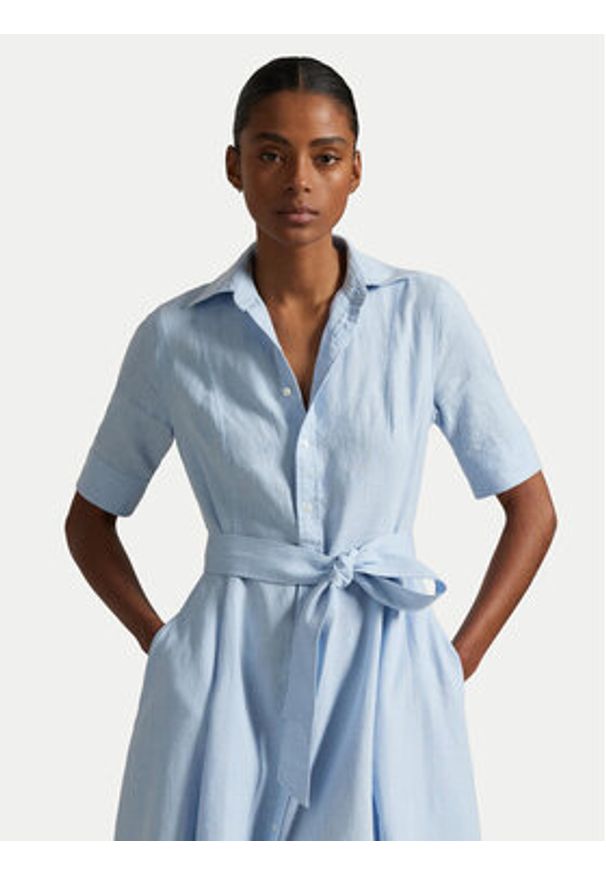 Polo Ralph Lauren Sukienka koszulowa 211969139001 Błękitny Regular Fit. Typ kołnierza: polo. Kolor: niebieski. Materiał: len. Typ sukienki: koszulowe