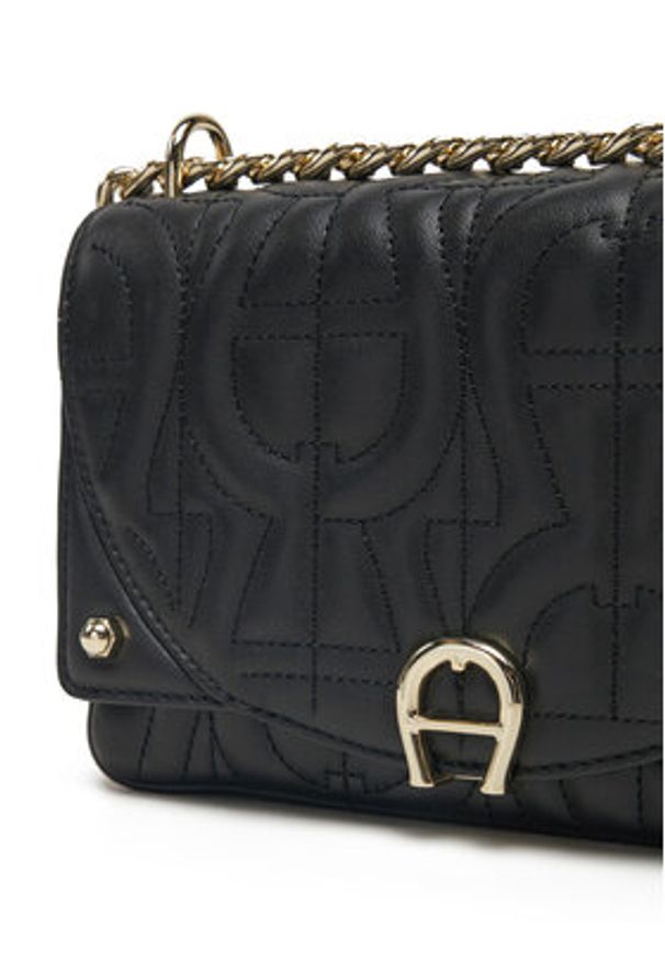 Aigner Torebka 135315 Czarny. Kolor: czarny. Materiał: skórzane