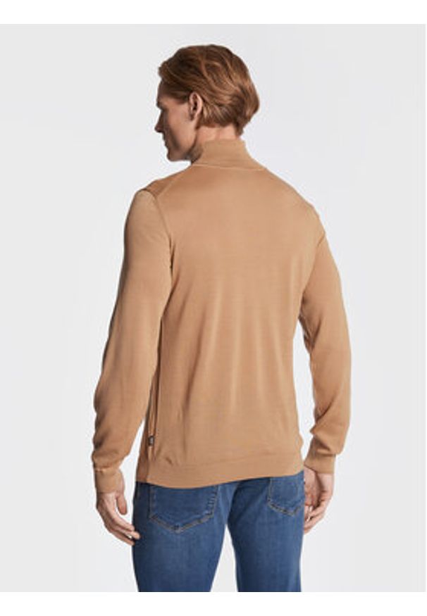 BOSS - Boss Golf Musso-P 50468262 Brązowy Slim Fit. Typ kołnierza: golf. Kolor: brązowy. Materiał: bawełna