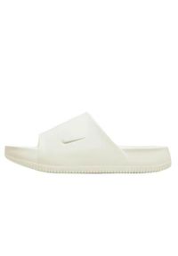 Klapki męskie Nike Calm Slide. Zapięcie: bez zapięcia. Kolor: biały. Materiał: syntetyk, materiał. Szerokość cholewki: normalna. Sport: turystyka piesza, pływanie, fitness