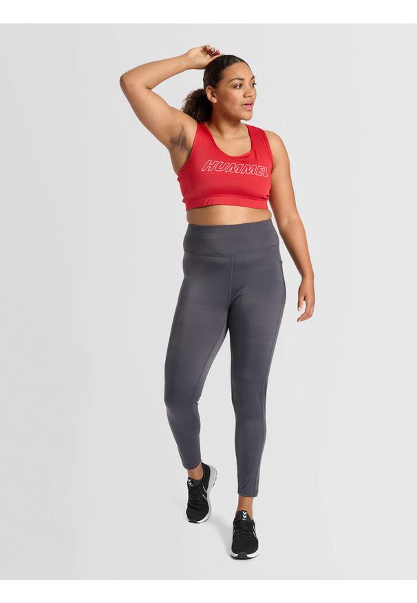 Biustonosz dla kobiet Hummel Curvy Sports Plus. Kolor: czerwony. Sport: fitness