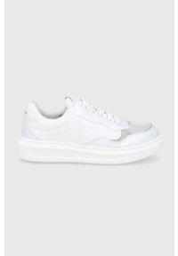 Pepe Jeans Buty kolor biały na platformie. Nosek buta: okrągły. Zapięcie: sznurówki. Kolor: biały. Materiał: guma. Obcas: na platformie