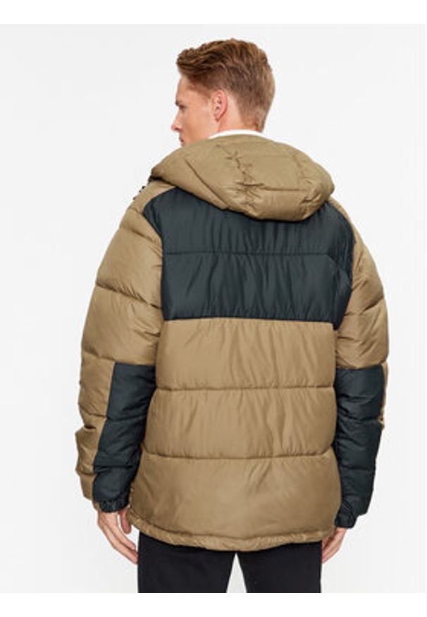 columbia - Columbia Kurtka zimowa Pike Lake™ II Hooded Jacket Brązowy Regular Fit. Kolor: brązowy. Materiał: syntetyk. Sezon: zima
