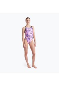 Arena - Strój pływacki jednoczęściowy damski arena Rose Texture Swimsuit Xcross Back. Kolor: różowy