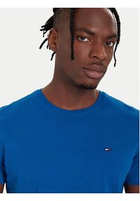Tommy Jeans T-Shirt DM0DM04411 Niebieski Regular Fit. Kolor: niebieski. Materiał: bawełna