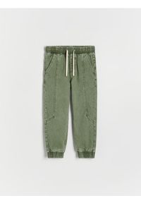 Reserved - Elastyczne jeansy jogger - zielony. Kolor: zielony #1