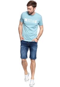 Mustang - SPODENKI MĘSKIE MUSTANG Chicago Short DENIM BLUE 1007113 5000 683. Materiał: denim