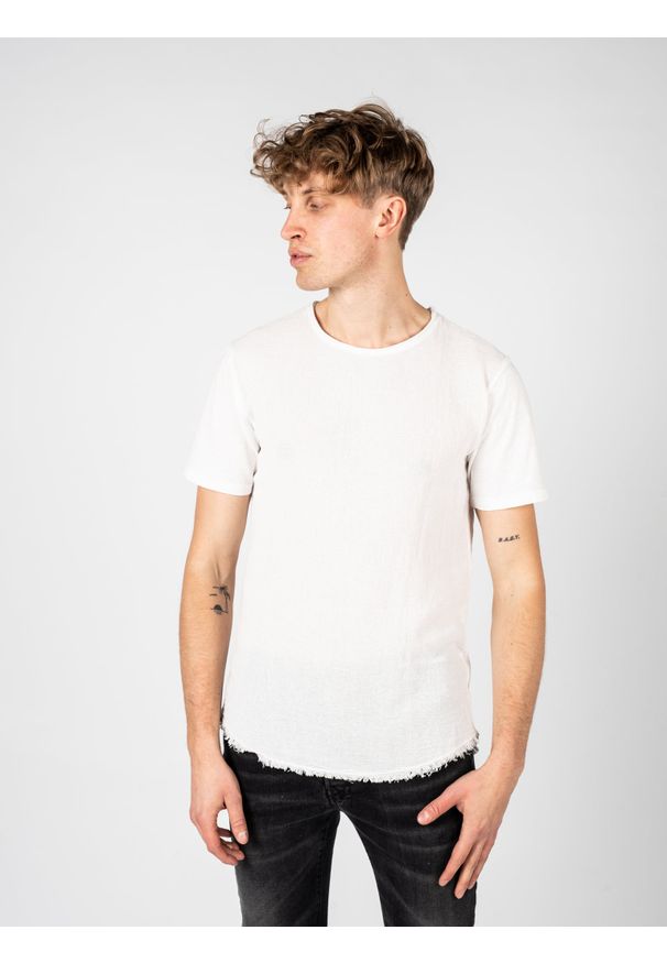 Xagon Man T-Shirt | P22082 V5 8300 | Mężczyzna | Biały. Okazja: na co dzień. Kolor: biały. Materiał: bawełna, elastan. Długość: długie. Styl: casual