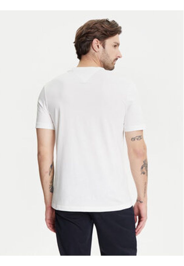 TOMMY HILFIGER - Tommy Hilfiger T-Shirt Fathers Day MW0MW39356 Biały Regular Fit. Kolor: biały. Materiał: bawełna