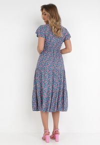 Born2be - Niebieska Sukienka Helledeia. Kolor: niebieski. Wzór: aplikacja, kwiaty. Sezon: wiosna, lato. Długość: midi #2