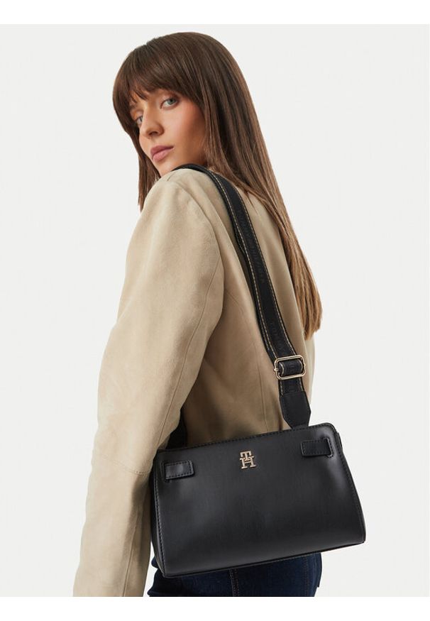 TOMMY HILFIGER - Tommy Hilfiger Torebka Th Joy Crossover AW0AW19065 Czarny. Kolor: czarny. Materiał: skórzane