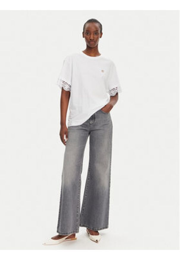 TwinSet - TWINSET T-Shirt 251TT2410 Biały Relaxed Fit. Kolor: biały. Materiał: bawełna