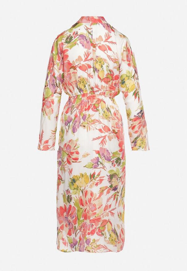 Born2be - Biało-Różowa Sukienka Kopertowa z Kwiatowym Wzorem Anaviera. Okazja: na co dzień. Kolor: biały. Długość rękawa: długi rękaw. Wzór: kwiaty. Typ sukienki: kopertowe. Styl: casual