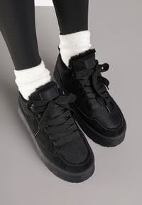 Born2be - Czarne Sznurowane Sneakersy Śniegowce na Grubej Podeszwie Vamitte. Okazja: na co dzień, na spacer. Kolor: czarny. Materiał: jeans, futro. Sport: turystyka piesza #7