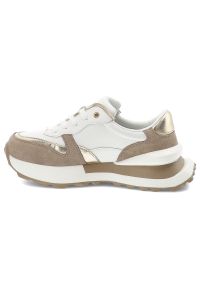 Biało-Beżowe Sneakersy Filippo Stylowe Obuwie Damskie Na Solidnej Podeszwie. Zapięcie: sznurówki. Kolor: biały. Materiał: materiał. Szerokość cholewki: normalna #7