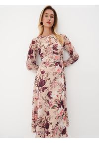 Mohito - Beżowa sukienka midi w kwiaty - Kremowy. Kolor: kremowy. Wzór: kwiaty. Długość: midi #2
