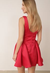 Born2be - Czerwona Elegancka Sukienka o Rozkloszowanym Kroju Bez Rękawów Eupene. Okazja: na co dzień. Kolor: czerwony. Długość rękawa: bez rękawów. Typ sukienki: proste, rozkloszowane. Styl: elegancki #8