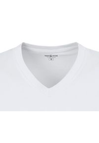 Koszulka Męska (T-Shirt) - Pako Jeans - Biała, Dekolt V-Neck (Serek). Okazja: na co dzień. Kolor: biały. Materiał: bawełna. Styl: casual #4