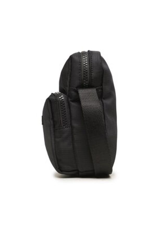 Calvin Klein Saszetka Ck Must T Reporter Xs K50K510570 Czarny. Kolor: czarny. Materiał: materiał