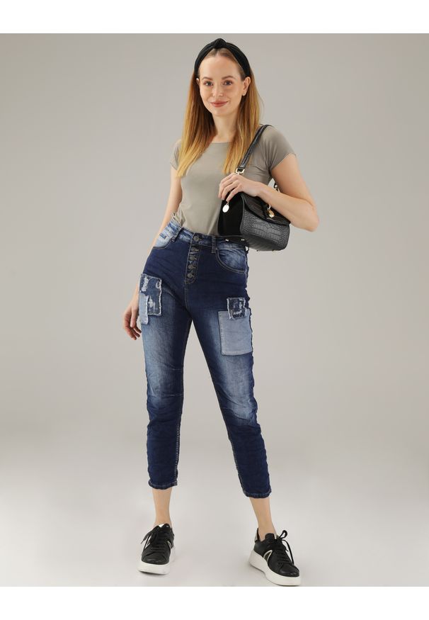 Unisono - Spodnie jeansy. Materiał: jeans. Wzór: aplikacja. Styl: klasyczny