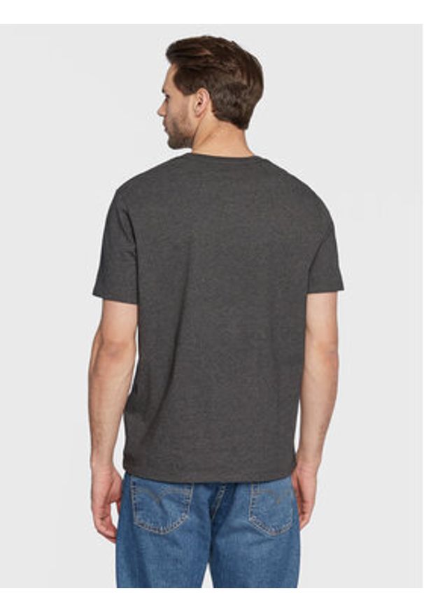 Levi's® T-Shirt Original Housemark 56605-0149 Szary Regular Fit. Kolor: szary. Materiał: bawełna