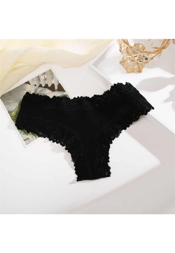 Intica - Figi z koronką na co dzień Georgica. Kolor: czarny. Materiał: koronka. Wzór: koronka