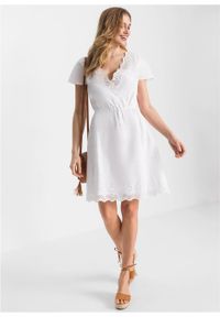 Sukienka z ażurowym haftem bonprix biel wełny. Kolor: biały. Materiał: wełna. Wzór: ażurowy, haft #4