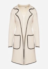 Born2be - Beżowy Kardigan Ozdobiony Lamówką Tusbena. Okazja: na co dzień. Kolor: beżowy. Materiał: jeans. Wzór: aplikacja. Styl: casual, elegancki #4