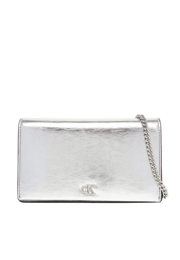 Calvin Klein Torebka Ck Metallic Wallet On Chain LV04F3320G Srebrny. Kolor: srebrny. Materiał: skórzane