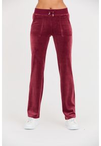 Juicy Couture - JUICY COUTURE Bordowe spodnie dresowe Del Ray Pocket Pant. Kolor: czerwony. Materiał: dresówka