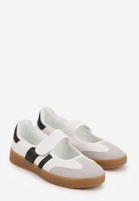 Renee - Białe Tenisówki Sneakeriny z Paskiem na Rzep Pirel. Okazja: na co dzień. Zapięcie: rzepy. Kolor: biały. Materiał: jeans, koronka. Wzór: gładki #2