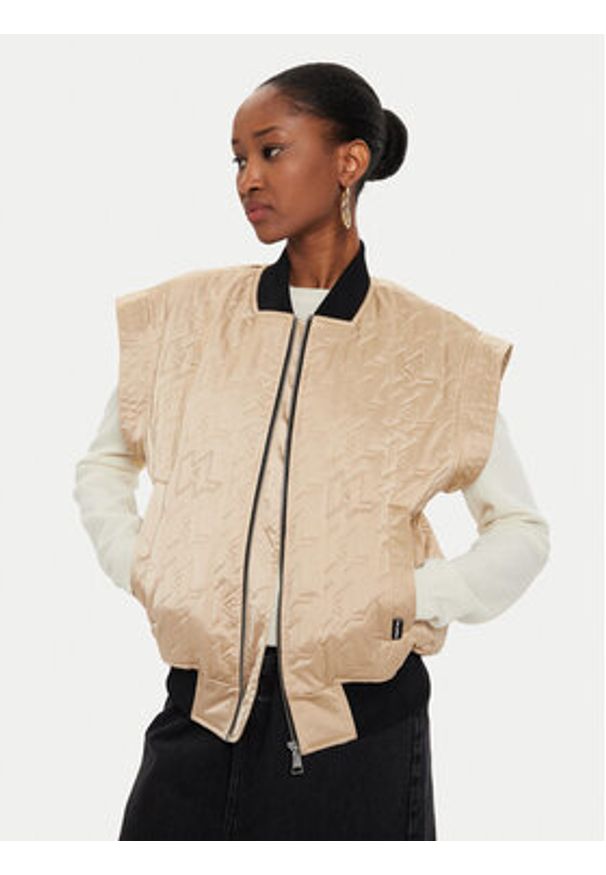 Karl Lagerfeld - KARL LAGERFELD Kurtka bomber 245W1506 Beżowy Regular Fit. Typ kołnierza: dekolt w karo. Kolor: beżowy. Materiał: syntetyk