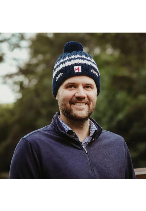 Czapka Eisbar Kova Pompon MÜ SA. Kolor: niebieski. Materiał: wełna. Styl: sportowy