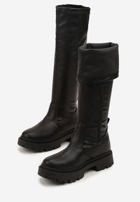 Renee - Czarne Kozaki Vices z Przylegającą Cholewką w Klasycznym Stylu Olexina. Okazja: na randkę, na co dzień. Kolor: czarny. Materiał: jeans, skóra. Szerokość cholewki: normalna. Styl: klasyczny #3