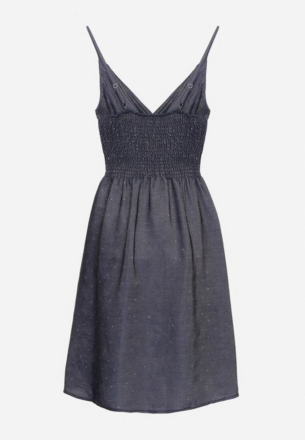 Born2be - Granatowa Wiskozowa Sukienka o Rozkloszowanym Kroju z Kopertowym Dekoltem Liralune. Typ kołnierza: dekolt w kształcie V. Kolor: niebieski. Materiał: wiskoza. Długość rękawa: na ramiączkach. Typ sukienki: kopertowe. Styl: klasyczny, elegancki