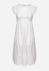 Born2be - Biała Ażurowa Sukienka z Falbanką o Rozkloszowanym Kroju Lirvolia. Okazja: na co dzień, na imprezę. Kolor: biały. Długość rękawa: krótki rękaw. Wzór: ażurowy. Sezon: lato. Typ sukienki: rozkloszowane. Styl: casual #3