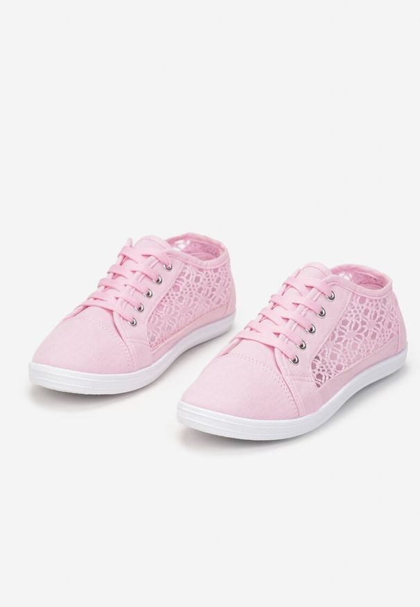 Born2be - Różowe Tenisówki z Ażurowymi Bokami Ariemessa. Okazja: na co dzień. Kolor: różowy. Wzór: ażurowy. Sezon: lato. Styl: casual