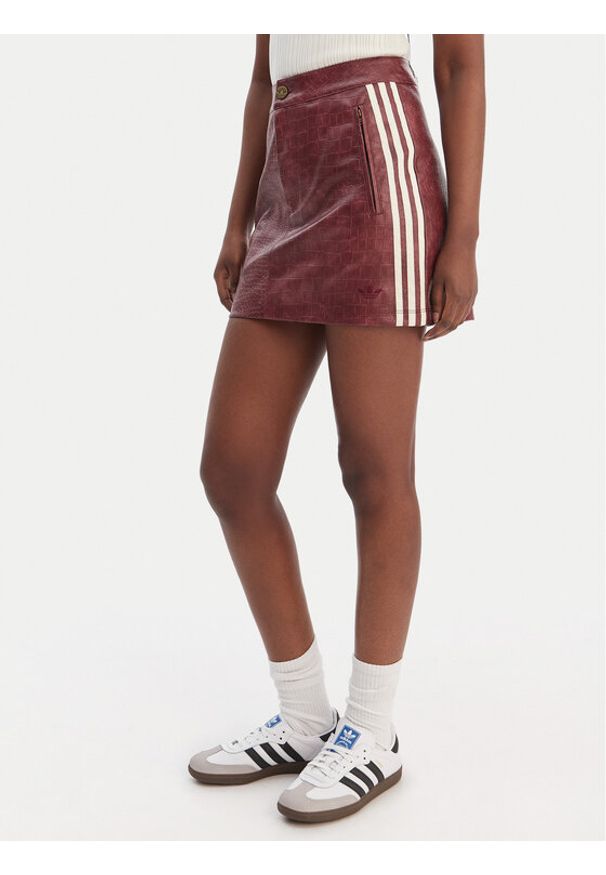 Adidas - adidas Spódnica z imitacji skóry Pleather KD8785 Bordowy Regular Fit. Kolor: czerwony. Materiał: skóra